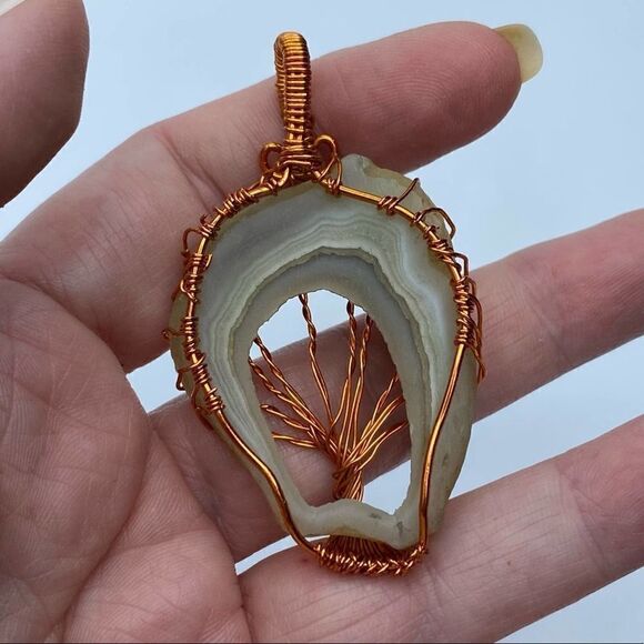 White Agate Druzy Tree Of Life Copper Wired Pendant - Picture 5 of 5
